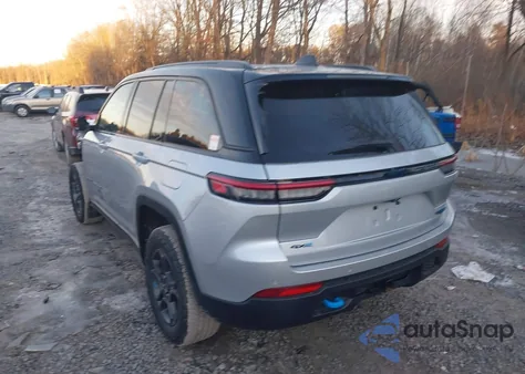 2024 Jeep Grand Cherokee 4Xe Trailhawk Carb State Pkg z USA, uszkodzony, nr VIN 1C4RJYC69R8504970